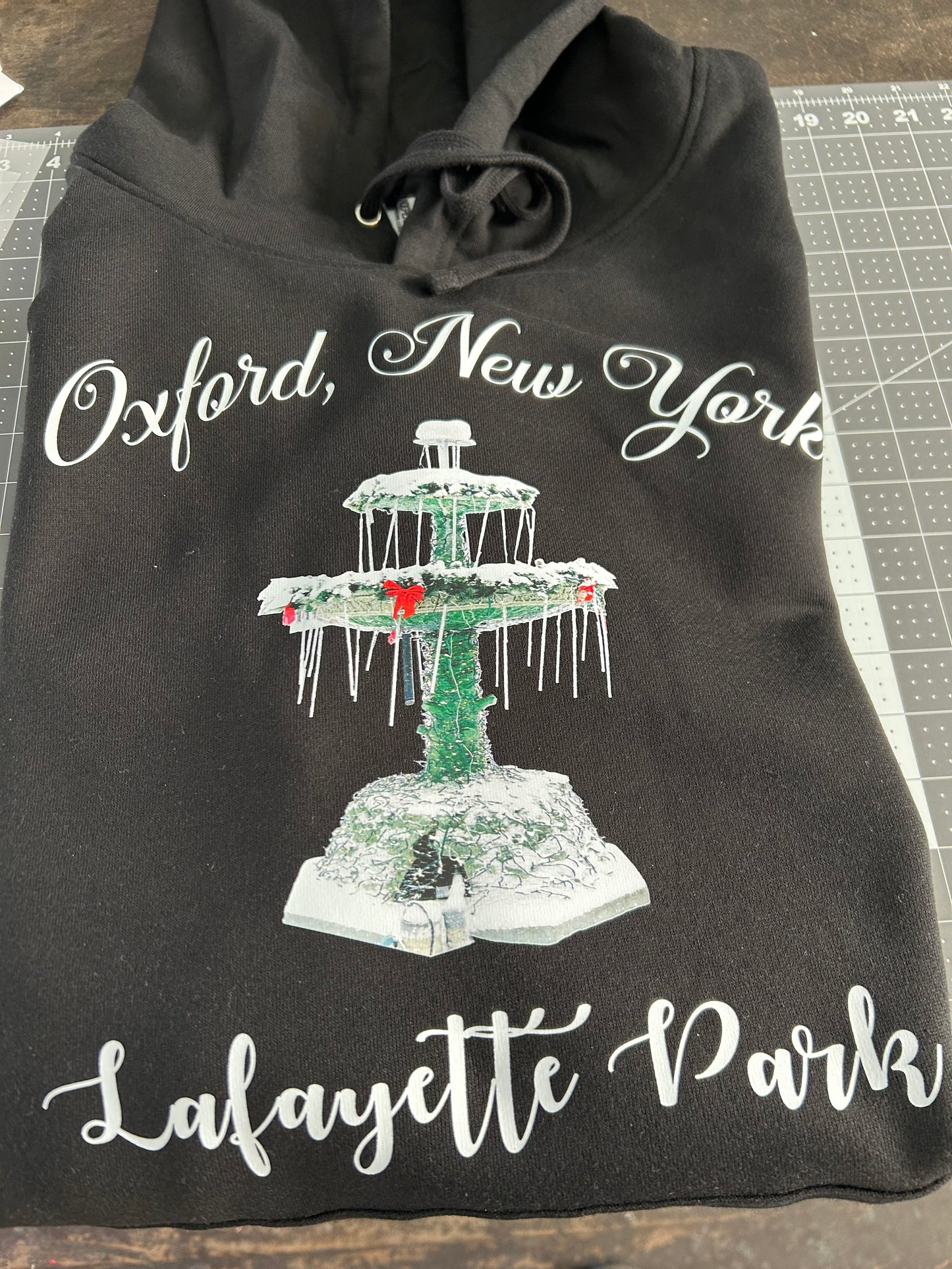 Oxford New York Lafayette Park Fountain set